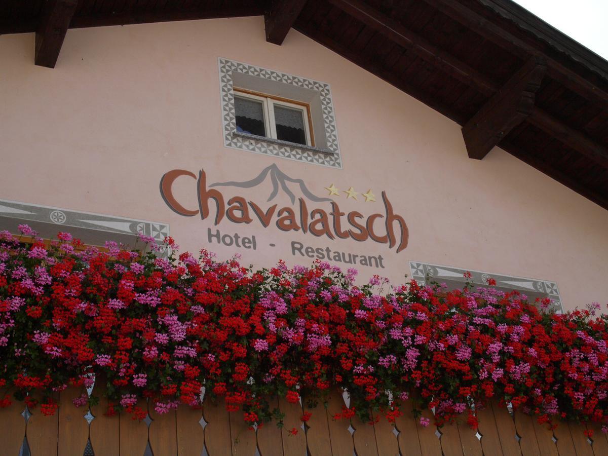 Hotel Chavalatsch Tubre Buitenkant foto